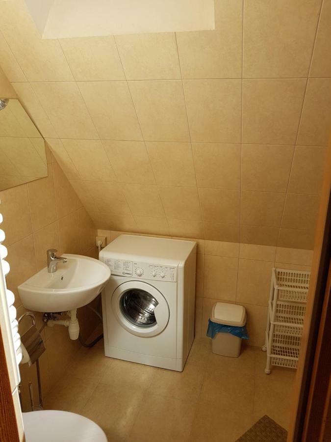 Pod Kopiencem Grzegorz Plata *